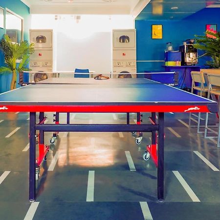 Isthara Coliving Hostel Гургаон Екстериор снимка